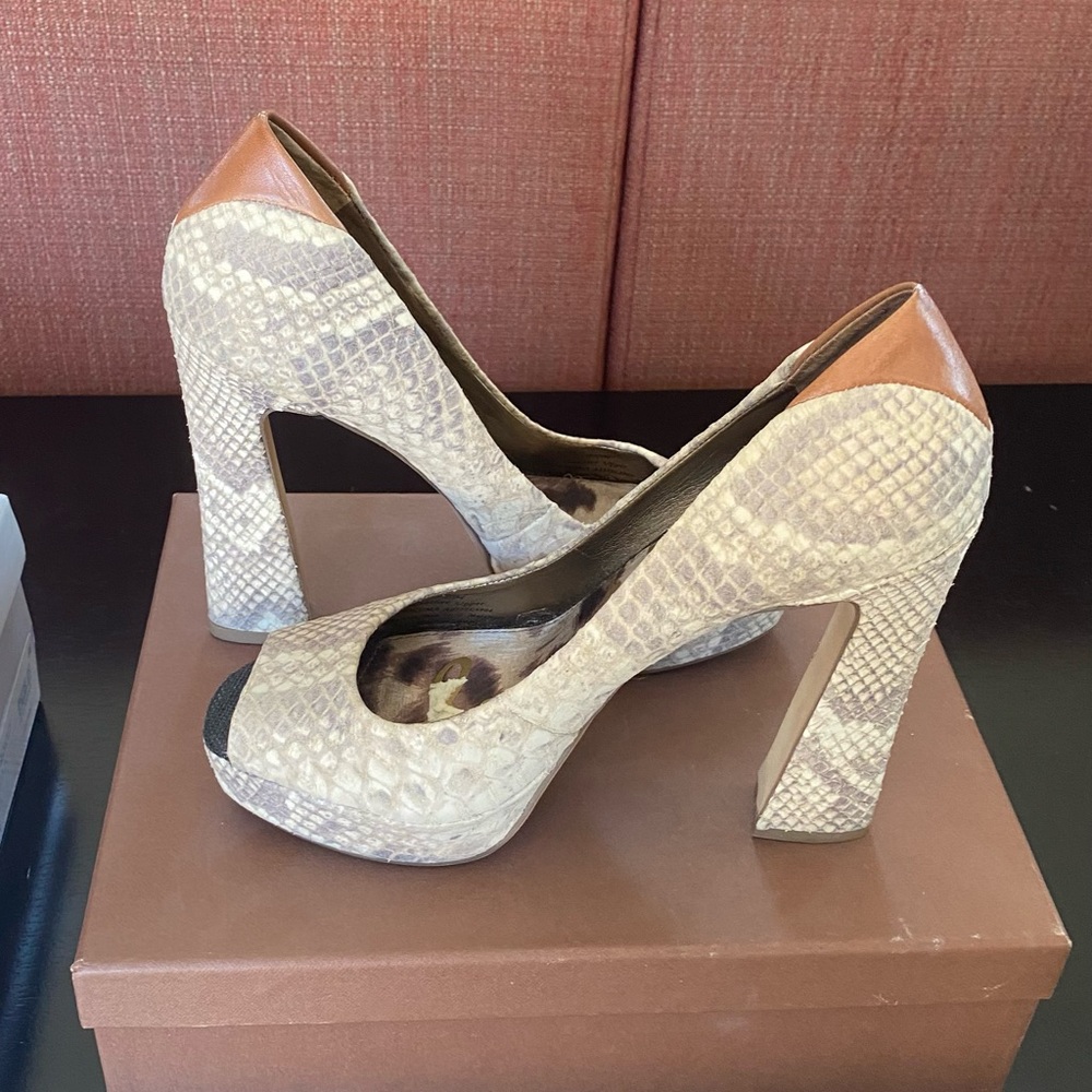Both size 7 black AnnTaylor and Sam Edelman snake print shoe.